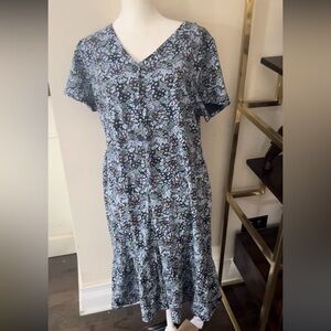 J Jill Floral Print Button Front Soft Knit Flounce Ruffle Hem Dress Size L